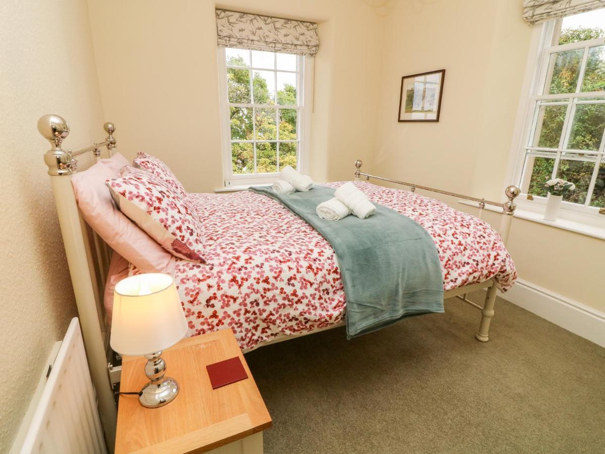 Westmorland Cottage Grange-over-Sands Extérieur photo